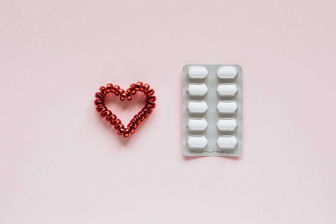 Tabletten und Herz